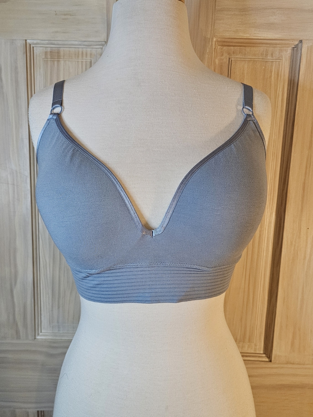 Jockey Light Gray Seamless Wireless Bralette In XXL